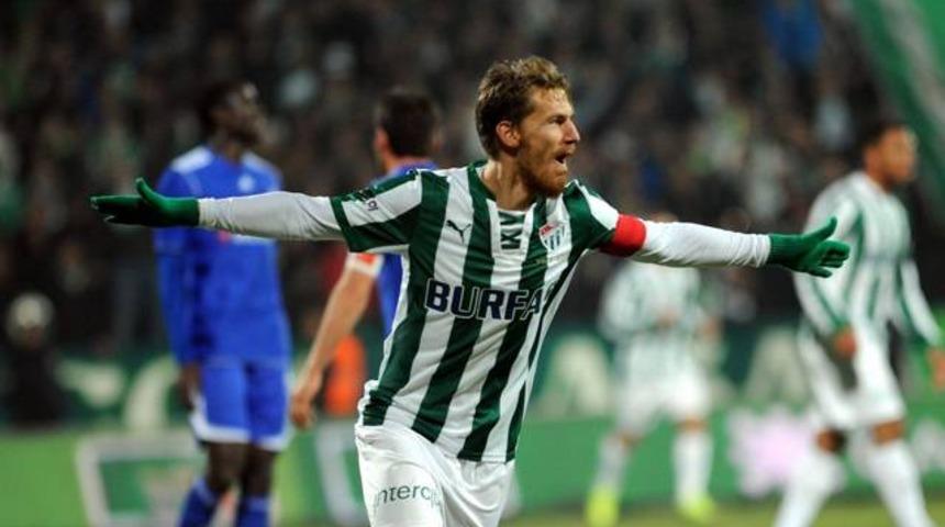 Beşiktaş, Serdar Aziz i&ccedil;in Bursa ile resmen g&ouml;r&uuml;şt&uuml; 