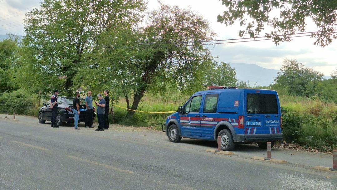 Cinayetin izleri: İnsan kafatası, kıyafetler ve ilaç kutuları... Kayıp olarak aranıyordu mısır tarlasından kemikleri çıktı! 3