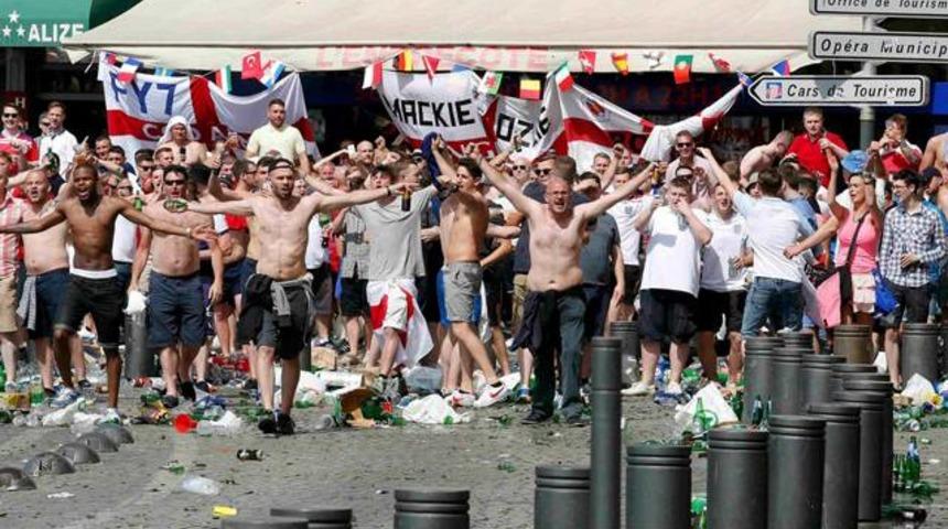 Marsilya savaş alanı gibi: İngiliz ve Ruslar olay &ccedil;ıkardı