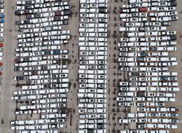  Binlerce ithal araç havadan görüntülendi!