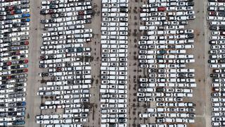  Binlerce ithal araç havadan görüntülendi!