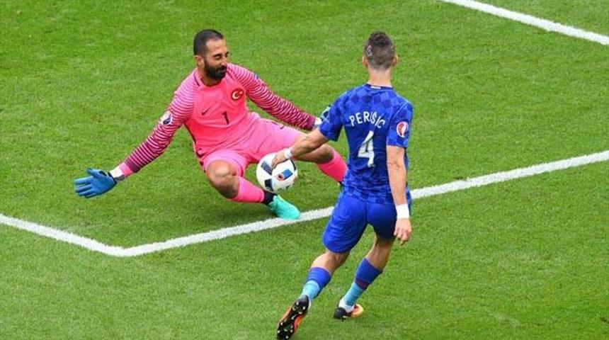 R&uuml;şt&uuml; Re&ccedil;ber'den Volkan Babacan'a g&ouml;nderme