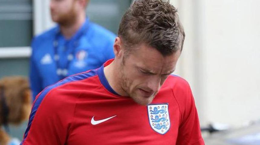 Jamie Vardy'den olay yaratan g&ouml;r&uuml;nt&uuml;
