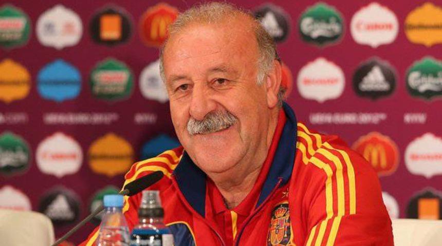 Del Bosque T&uuml;rkiye ma&ccedil;ı &ouml;ncesi basın toplantısı d&uuml;zenledi