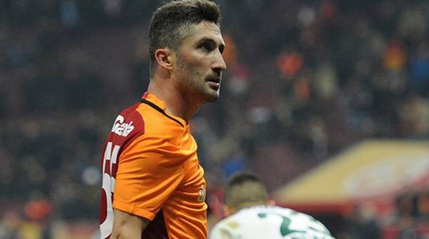 İngiltere'de Sabri Sarıoğlu s&uuml;rprizi