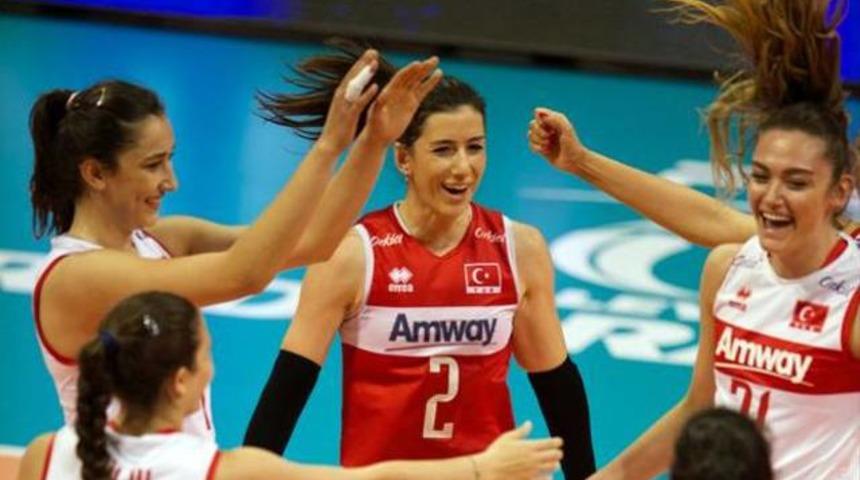 T&uuml;rkiye 3 - 2 Japonya