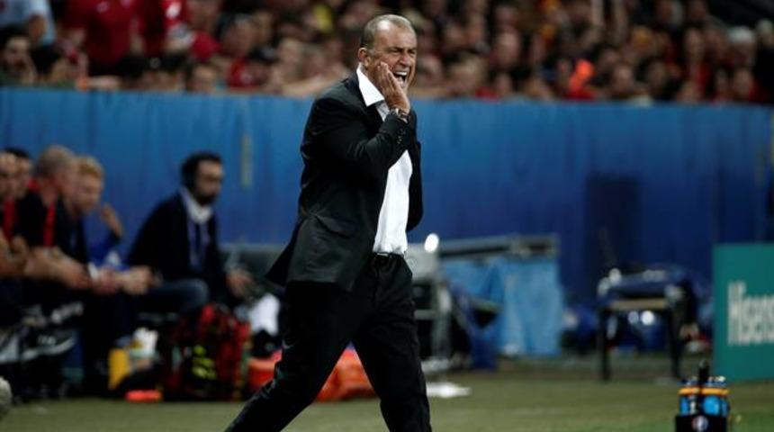Fatih Terim altı futbolcuyu sildi