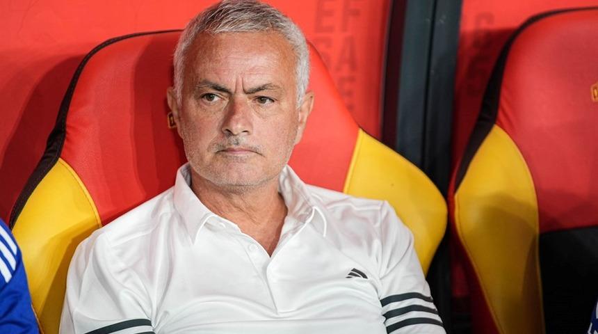 Fenerbahçe'de durmuyor, bir transfer daha! 'KAP' açıklaması bekleniyor