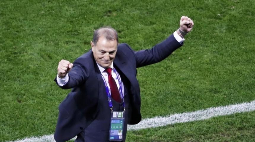 "Arnavutluk adına mutluyum"