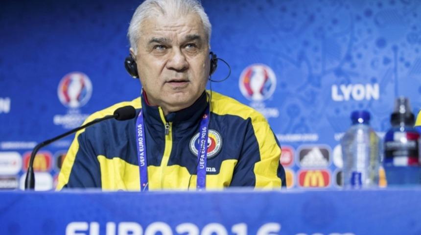 Romanya'nın hocası istifa edecek mi?