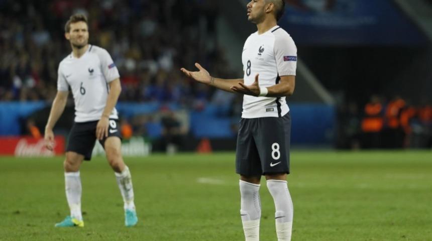 Fransa direkleri ge&ccedil;emedi! 