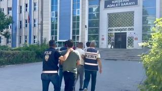 Kırşehir'de emekli kadını dolandıran 3 zanlı tutuklandı