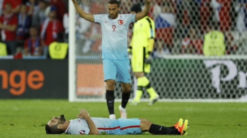 Arda Turan: "Annemi ağlattılar" 