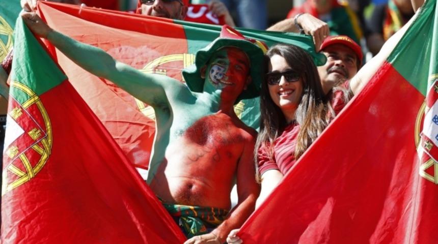 CANLI || E Grubu'nda ilk 11'ler...