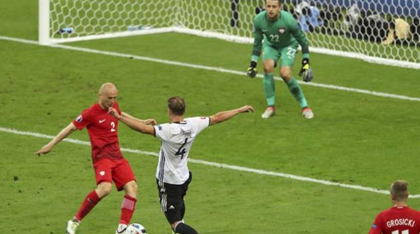 Beşiktaş'ta rota Pazdan