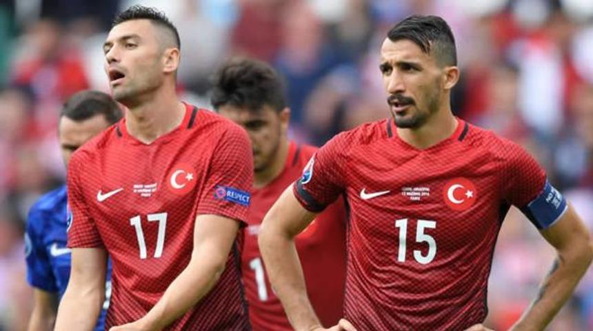 A Milli Futbol Takımımızdan İstanbul&rsquo;a 5 futbolcu d&ouml;nd&uuml;