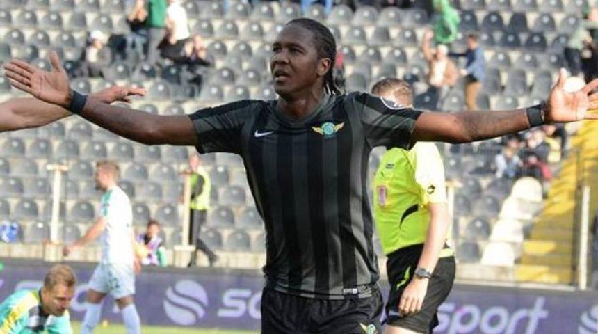 İşte Galatasaray'ın yeni forveti: Rodallega