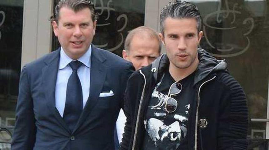 Van Persie Lazio'ya transfer oluyor