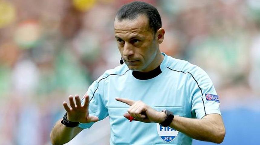 C&uuml;neyt &Ccedil;akır'a &ccedil;irkin su&ccedil;lama