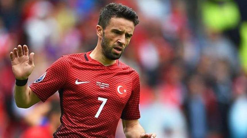 G&ouml;khan G&ouml;n&uuml;l, Beşiktaş'ı a&ccedil;ıkladı