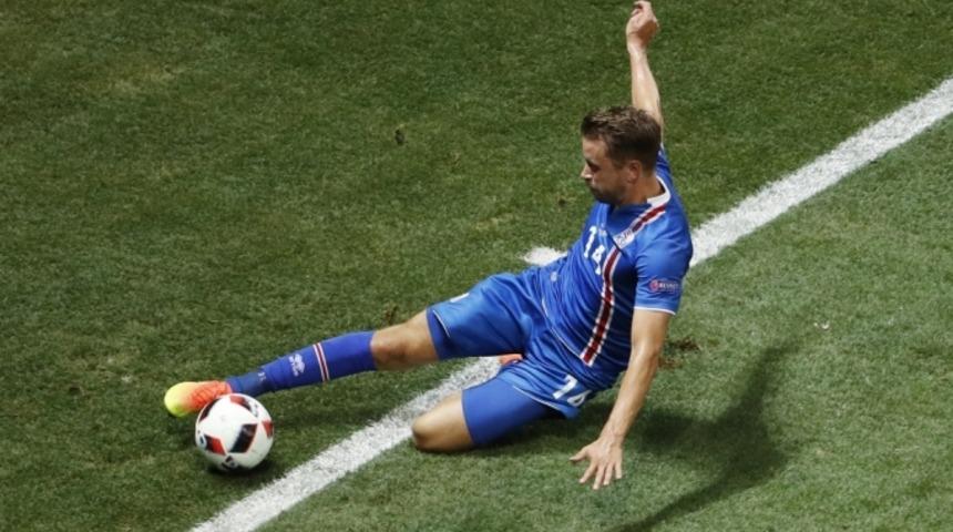 Arnason: "D&uuml;nyayı şok ettik"