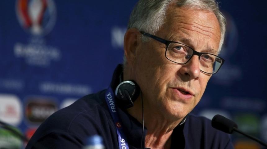 Lars Lagerback: "K&uuml;&ccedil;&uuml;k adımlarla..."