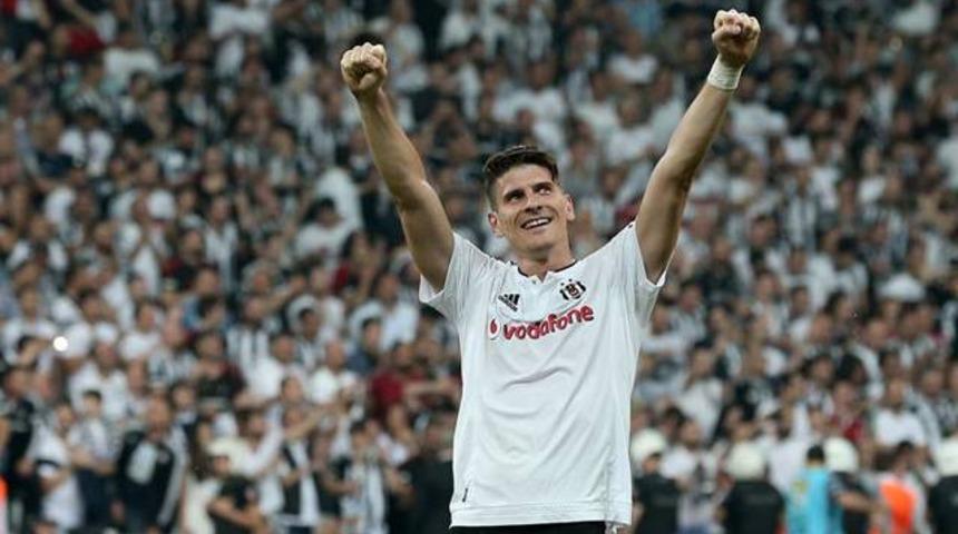 Beşiktaş Gomez'in menajerini İstanbul'a &ccedil;ağırdı 