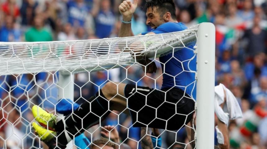 Buffon: "Bizi k&uuml;&ccedil;&uuml;ms&uuml;yorlardı"