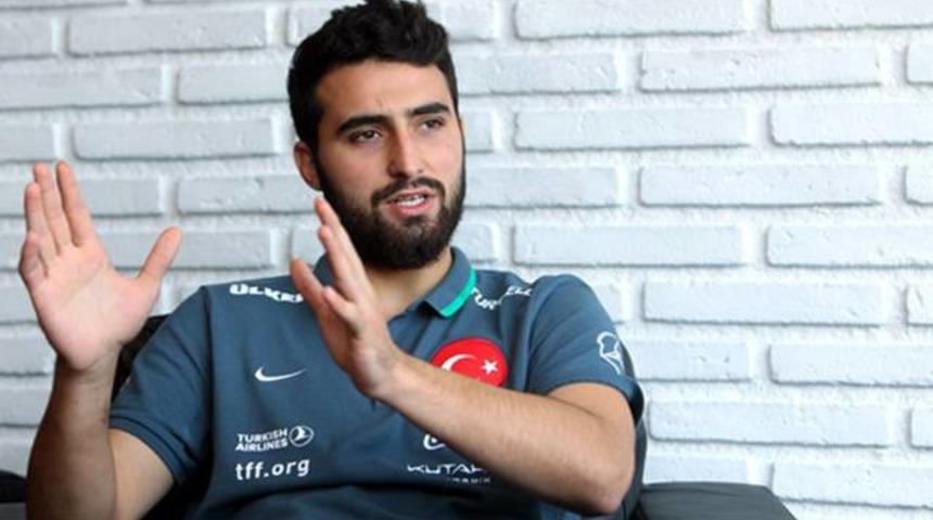 Kaleci Hayrullah'a m&uuml;thiş prim