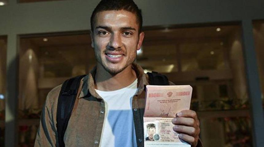 Fenerbah&ccedil;e'nin yeni transferi Roman Neustadter İstanbul'da