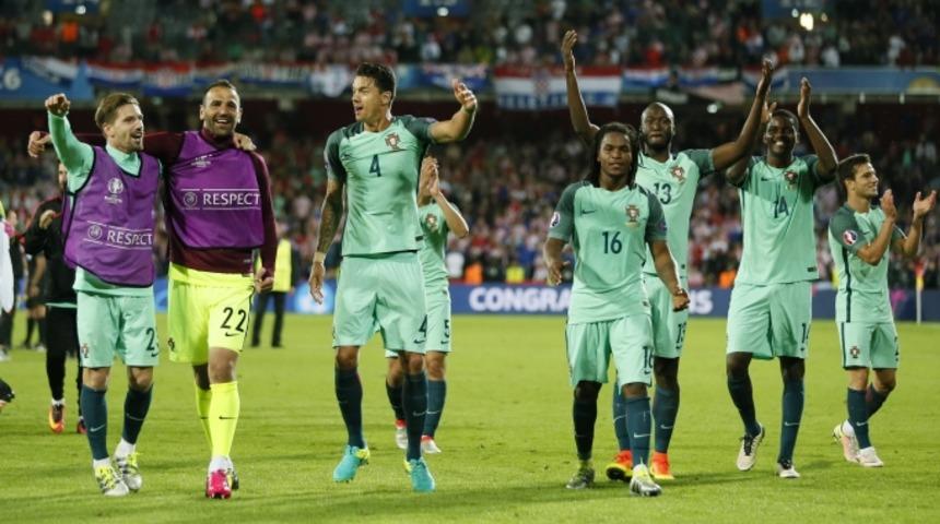 Euro 2016'da &ccedil;eyrek final heyecanı başlıyor