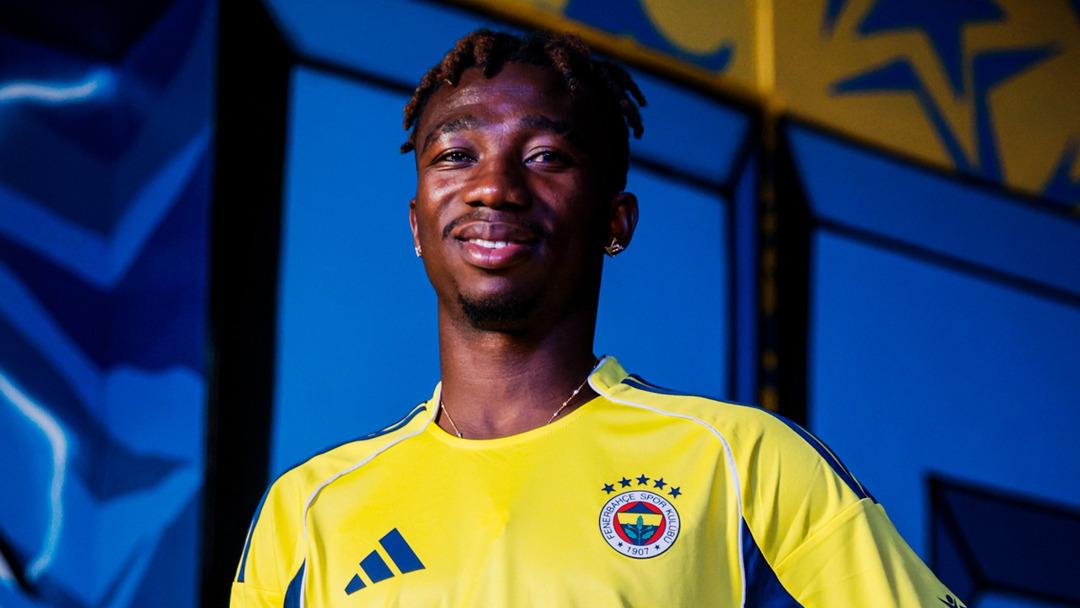 Dorgeles Nene 5 yıllık imzayı attı! 2020 yılındaki fotoğrafı gündem oldu... Fenerbahçe denemeye aldı, Salzburg kaptı 2