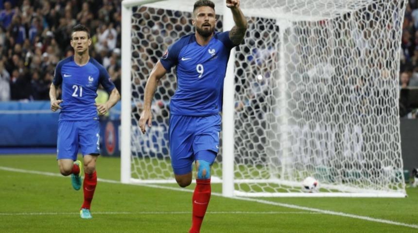 Mutllu'son' olmadı! Fransa yarı finalde!