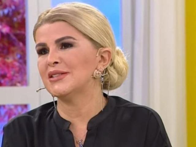 &Uuml;nl&uuml; astrolog Nuray Sayarı'nın l&uuml;ks villası b&uuml;y&uuml;k hasar g&ouml;rd&uuml;! Tavanı &ccedil;&ouml;kt&uuml;, havuzu taştı