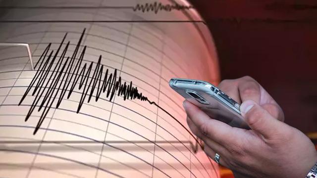 Yine aynı kabusu yaşadılar! 'Deprem Ağı' uygulamasından yanlış alarm: Vatandaşlar tepki gösterdi