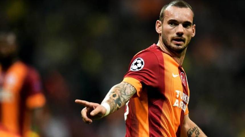 Galatasaray'da Sneijder'e tarihi ceza