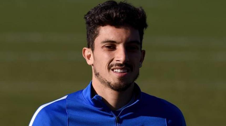 Alex Telles, Porto ile imzalıyor