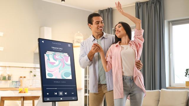 THOMSON'dan Taşınabilir, 4K Ultra HD Dokunmatik Ekranla İnovasyon Parmaklarınızın Ucunda