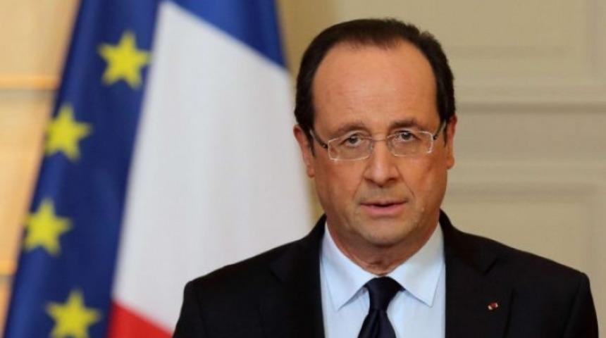 Cumhurbaşkanı Hollande: "Fransa'nın zaferi moral arttıracaktır"