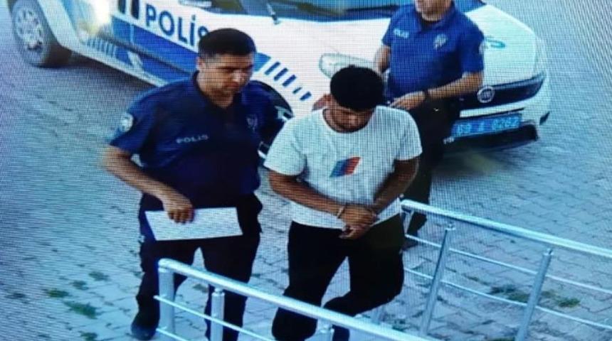 Demirözü'nde motosiklet hırsızları yakalandı