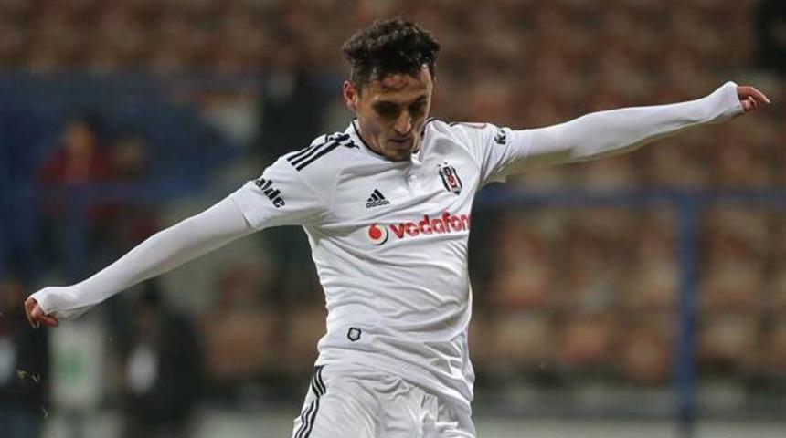 Mustafa Pektemek &ccedil;ıldırttı