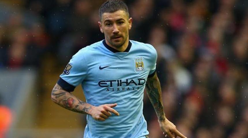 Mario Gomez, Gustavo Gomez ve Kolarov açıklanıyor