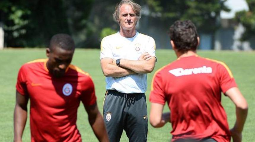 Galatasaray'ın kamp kadrosu açıklandı