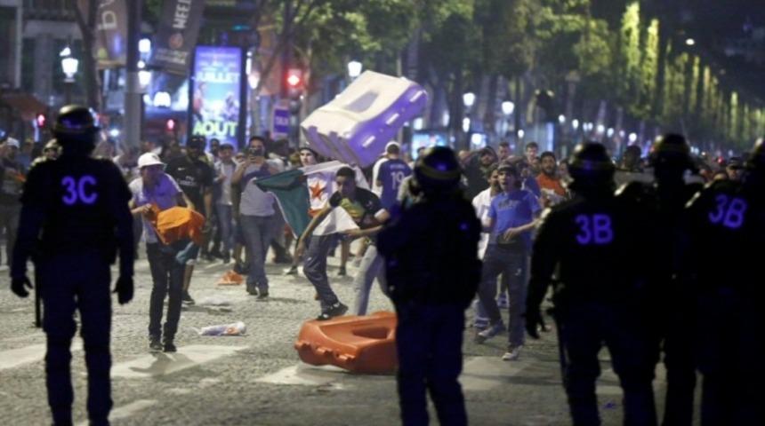 Fransa'da 50 kişi gözaltına alındı