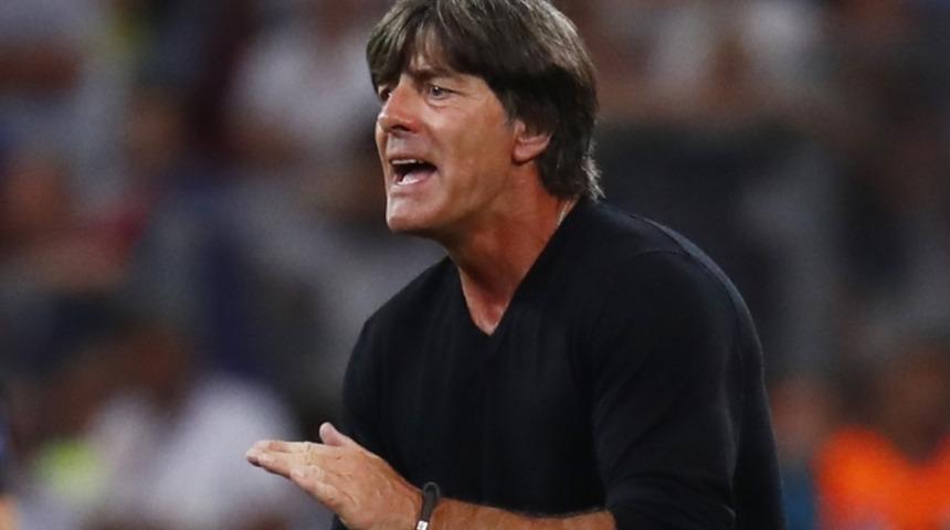 Almanya, L&ouml;w ile devam edecek