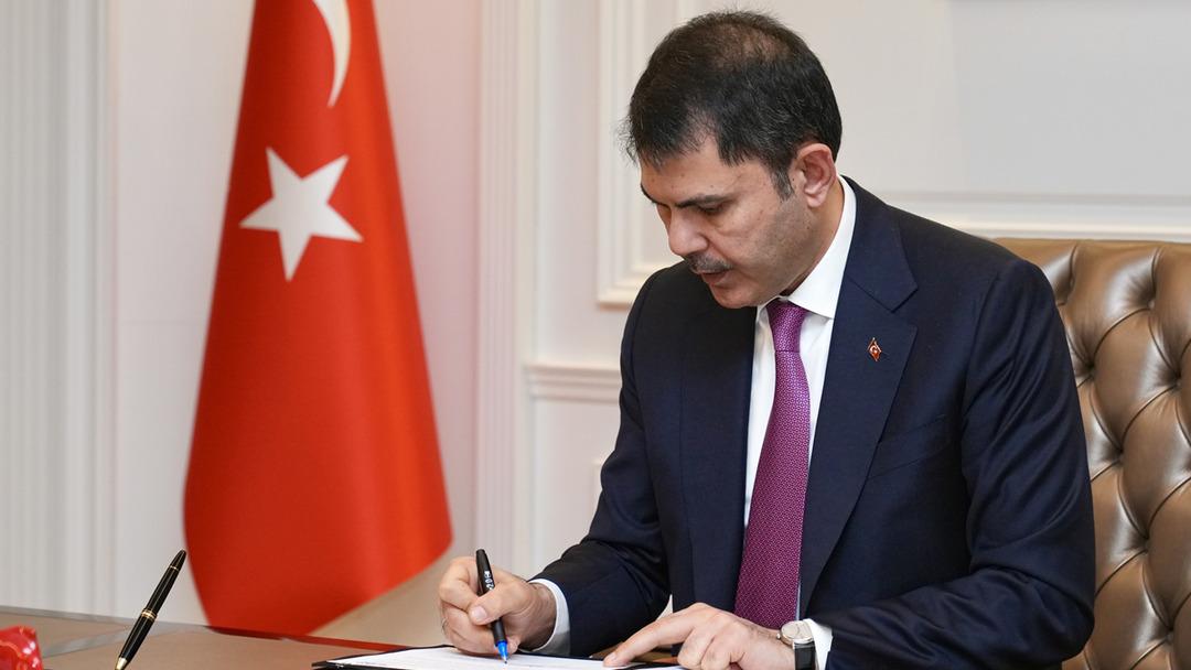Bursa Osmangazi ye 4 katlı yer altı otoparkı! Bakan Kurum: "Vatandaşlarımıza hayatı kolaylaştırmak için şehirlerimize yeni alanlar açıyoruz" 1