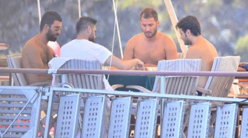Arda Turan lüks tekne kiraladı