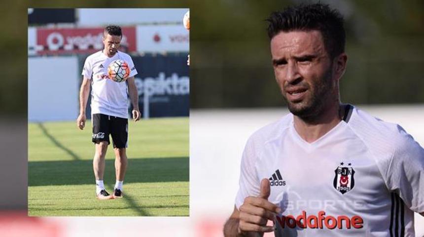 Gökhan Gönül Beşiktaş ile ilk antrenmanına çıktı