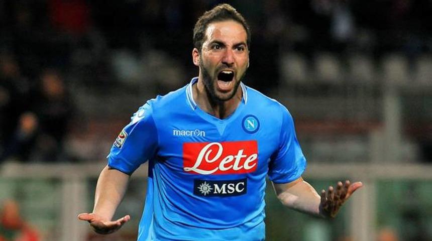 Higuain, Juventus ile anlaştı