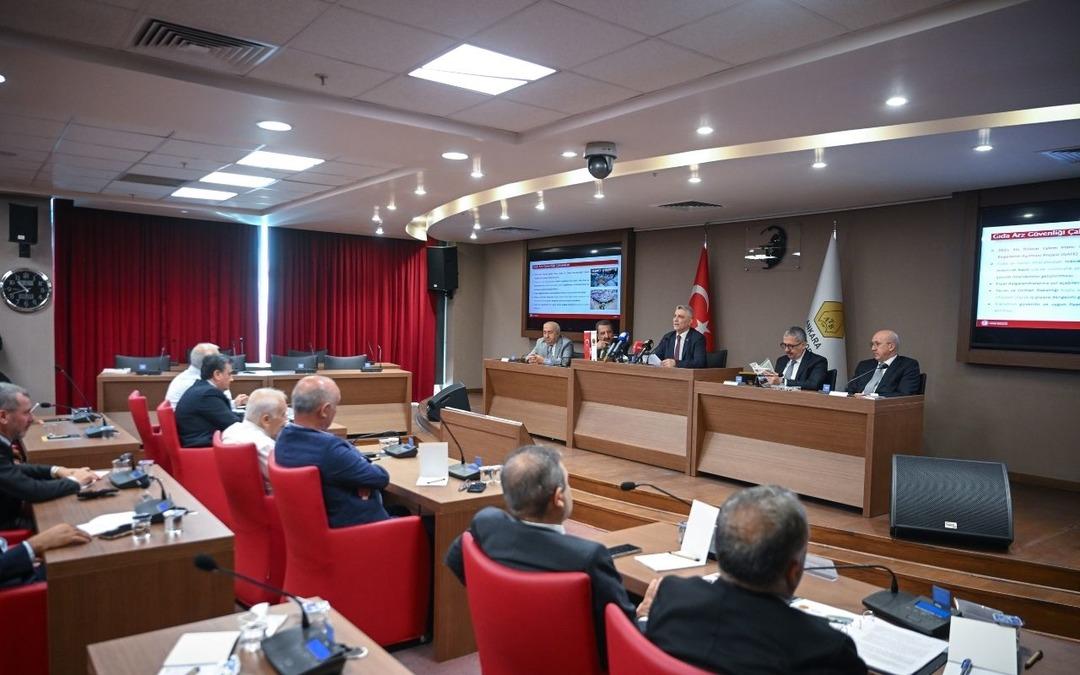 Bakan Bolat: "13,8 milyon ton lisanslı depolama kapasitesine ulaştık" 1